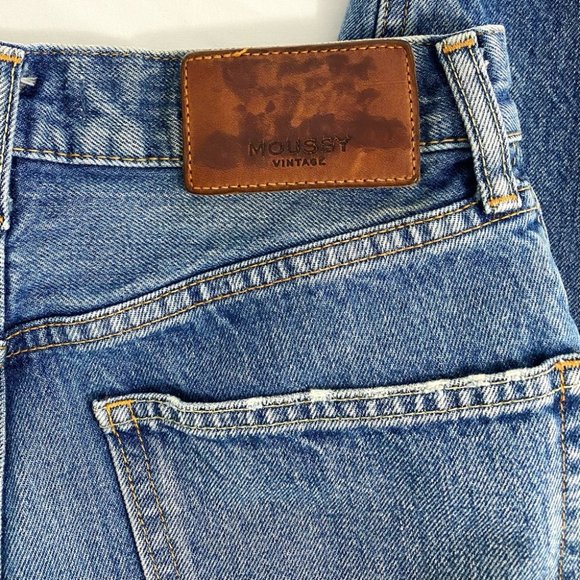 MOUSSY - Picture 6 of 11